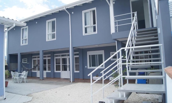 Ponta do Papagaio Casa | Casa com 2 quartos à 200 m da da praia c/churrasqueira