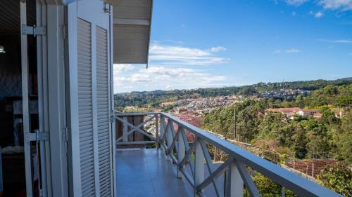 Vila Albertina Casa | Casa com lareira, Wi-Fi e varanda com vista