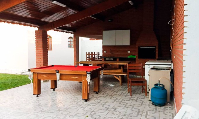 Parque Oasis Casa | Casa com lazer e a 200 m da praia em Peruíbe/SP