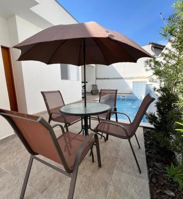 Jardim Casablanca Casa | Casa com piscina, 700M da praia