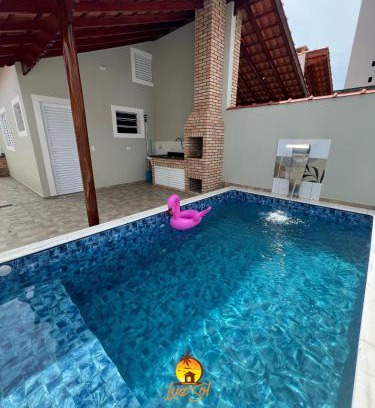 Balneario Santa Eugenia Casa | Casa com piscina beira-mar
