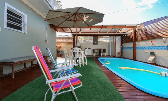 Alto Ribeirao Leste Casa | Casa com Piscina no Ribeirão da Ilha - SDI013