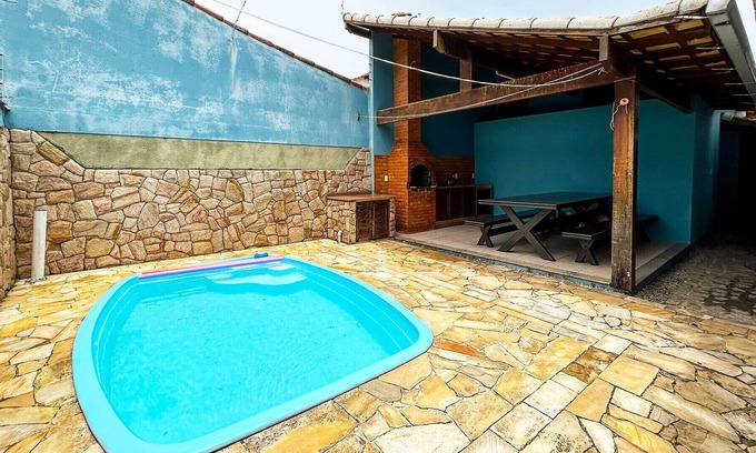Centro Casa | Casa com piscina a 800m do mar - Rio das Ostras/RJ