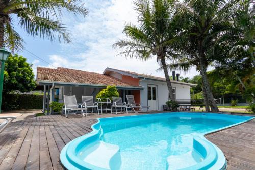 Campeche Leste Villa | Casa com Piscina no Campeche, 50m da Praia TD7291