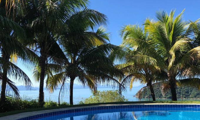 Paraty Casa | Casa com vista para o mar!
