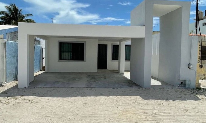 Chicxulub Puerto Casa | Casa con Piscina en Chixchulub a 100 m de la playa