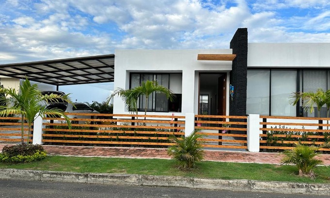 Girardot Casa | Casa con piscina Girardot condominio Tierra Linda-Hampton