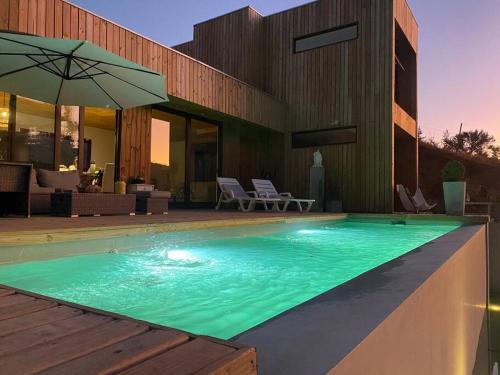 Casablanca Casa | Casa con Piscina y terrazas