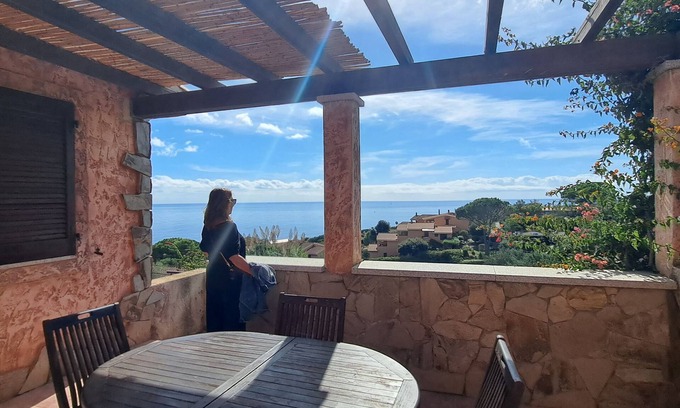 Villaputzu Apartamento | Casa Corallina: Stunning Sea View - 300m to Beach!