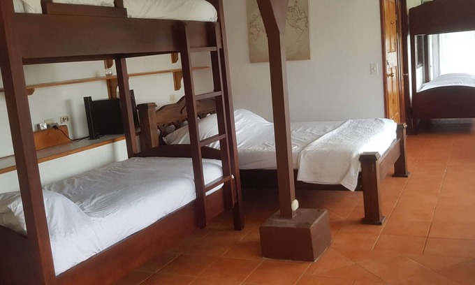 Vara Blanca Otro | Casa Panoramic Volcano and Jungle Views