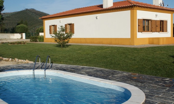 Nossa Senhora do Pranto Casa | Casa da Eira - Casa de Campo