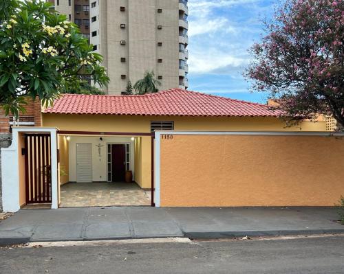 Araraquara Casa | Casa da Vó Loy e seu espaço verde
