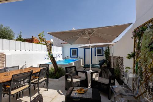 Fronteira Casa | Casa da Viajante
