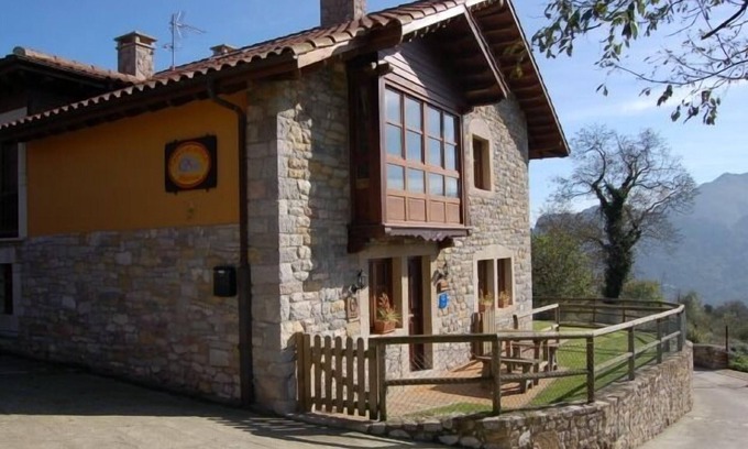 Penanes Cabaña | Casa de Aldea en Peñanes, a 15 minutos de Oviedo.
