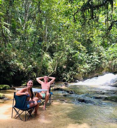 Alto Gasparinho Casa | Casa de campo com cachoeira no quintal