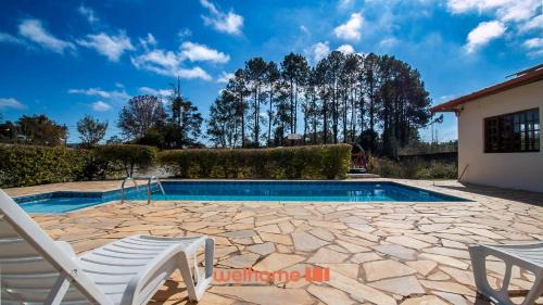Cotia Casa | Casa de campo em Cotia com piscina e lazer