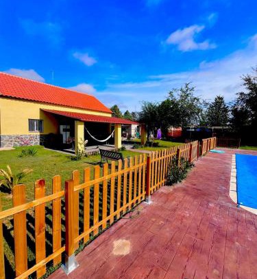Illana Villa | Casa de campo