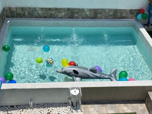 Leon Casa | Casa de descanso con piscina Galileos