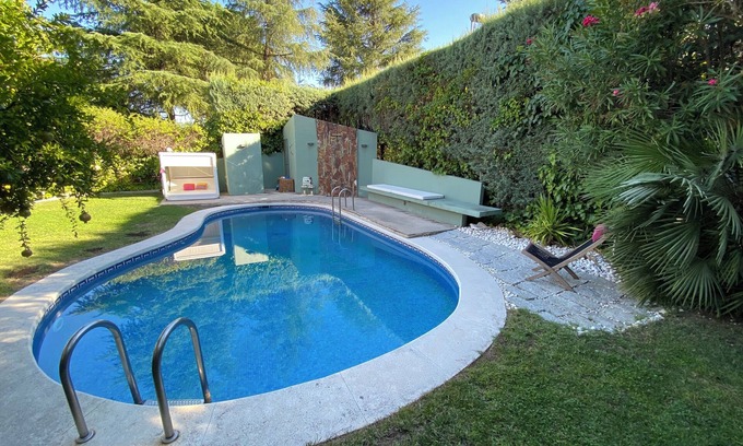 Las Rozas de Madrid Casa | Casa de diseño con piscina privada y jardín