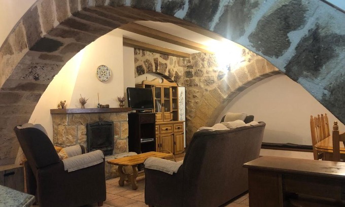 Ona Casa | Casa De La Juderia