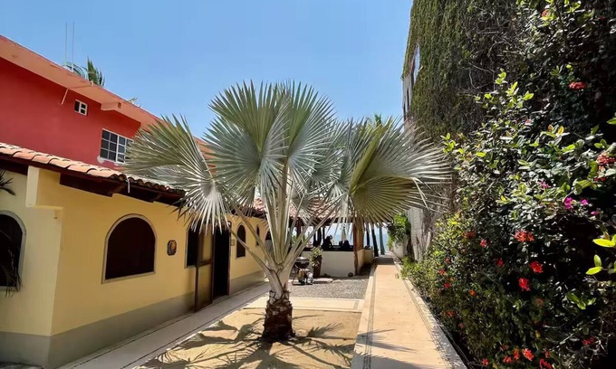 Barra de Potosi Casa | Casa de la Luna - El Cangrejo