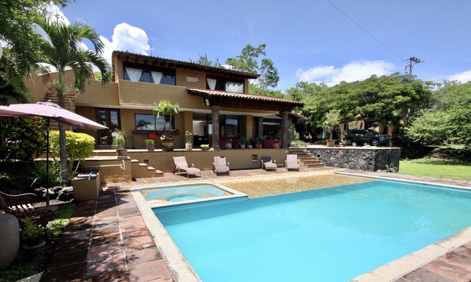 Tepoztlan Casa | Casa de las Luces by Andiani Travel