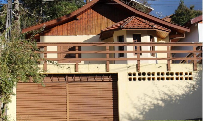 Jardim Andira Casa | Casa de Lazer em Campos do Jordao