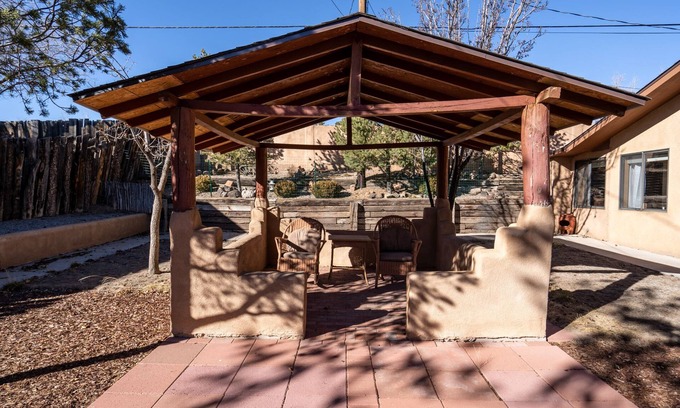 Santa Fe Casa | Casa de Loco Lobo