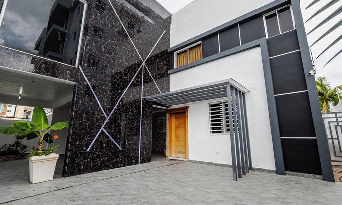 Tropical del Este Villa | Casa de papel (Villa)