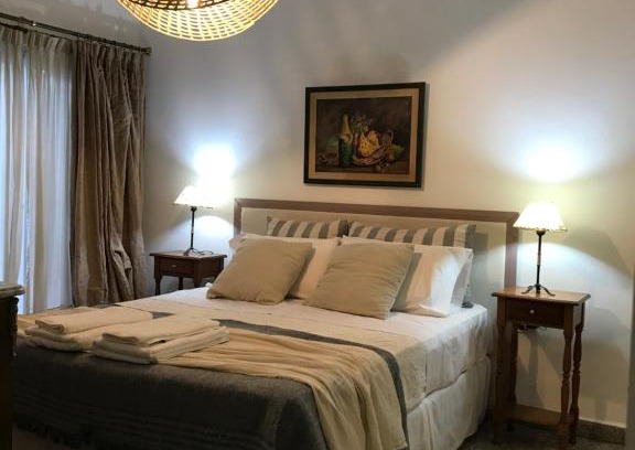 La Rioja Cama Y Desayuno | Casa de Piedra- céntrica
