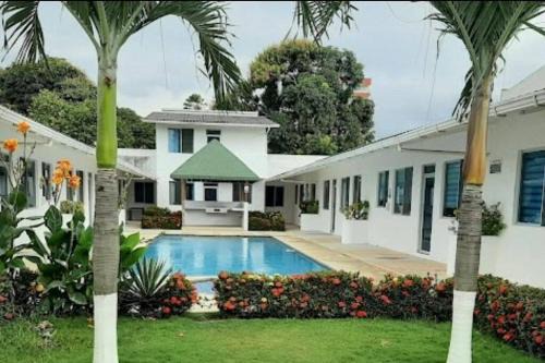 Tonsupa Casa | Casa de playa cerca al mar