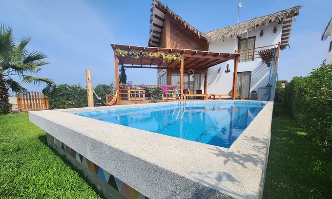 Chincha Baja Casa | Casa de Playa Marina Mar, Beach House Marine Sea, Chincha Baja.