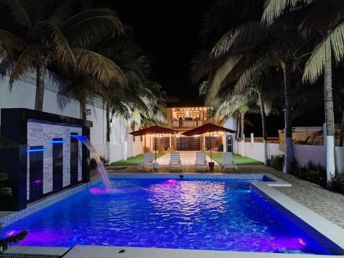 Caleta Cruz Casa | Casa de Playa Palmeras
