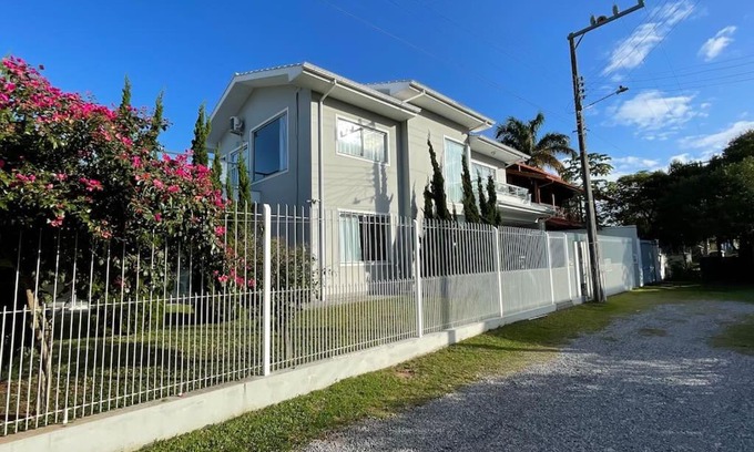 Florianopolis Casa | Casa de Praia Guarda do Embaú