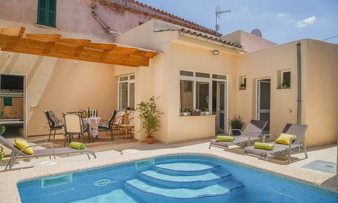 Ariany Chalet De Esquí | Casa de Pueblo Ribot