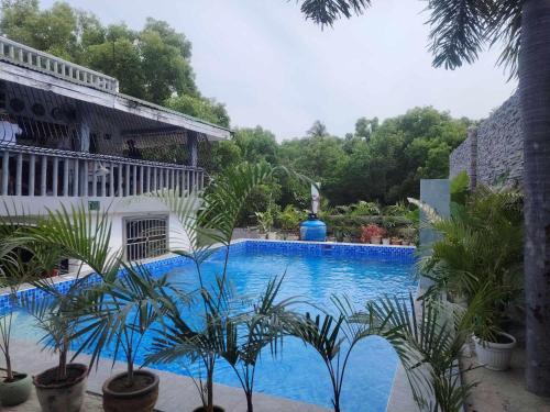 Aringay Casa | Casa Del Chen - Budget Friendly Stay - 20-30 Pax