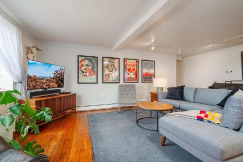 Santa Fe Casa | Casa Del Mar- King Bed - Patio -Railyard - 3BR
