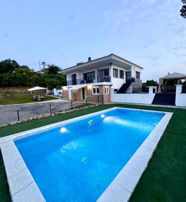 Lloret de Mar Apartamento | Casa del Roselles - Luxury Flat with Swimming-Pool in Lloret de Mar