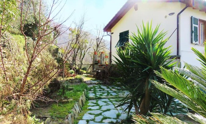 Avegno Apartamento | casa di arya CODICE CITRA LT-0043