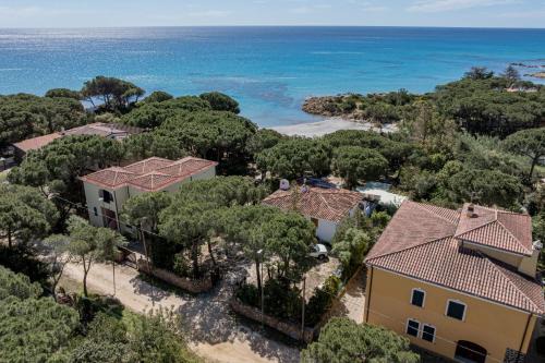 Cala Liberotto Casa | Casa Donatella, in riva al mare!