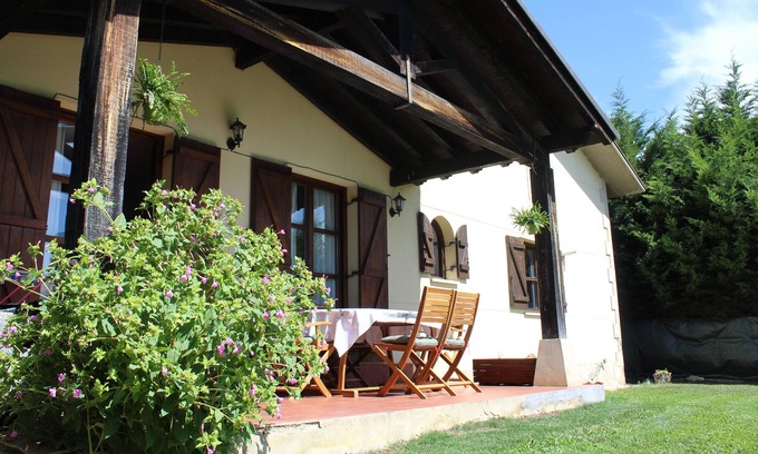 Condado de Trevino Cabaña | Casa Doroño Naturaleza y relax