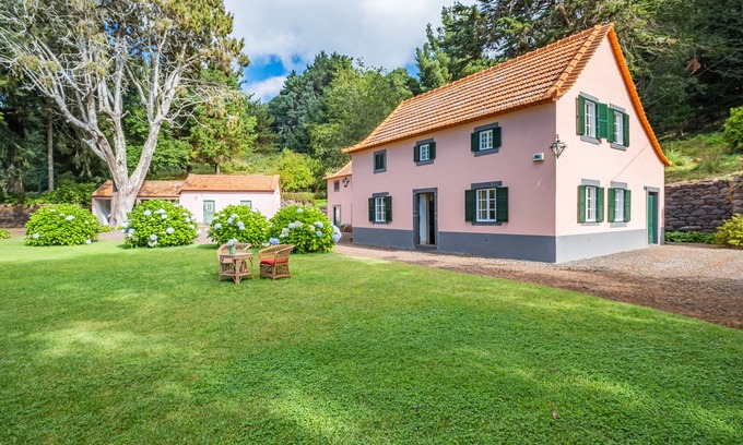 Camacha Cabaña | CASA DOS CASTANHEIROS - Charming countryside Cottage