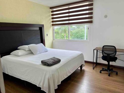 Lazaro Cardenas Apartamento | Casa ejecutiva en fraccionamiento privado