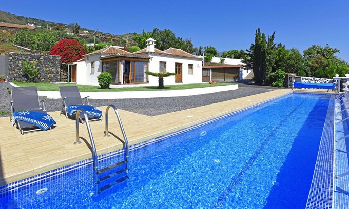 Villa de Mazo Chalet De Esquí | Casa El Roquito en Mazo