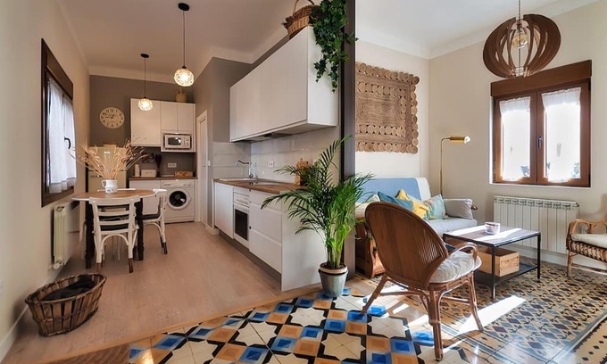 Tordesillas Casa | Casa el Tratado, situada en el casco histórico con patio privado