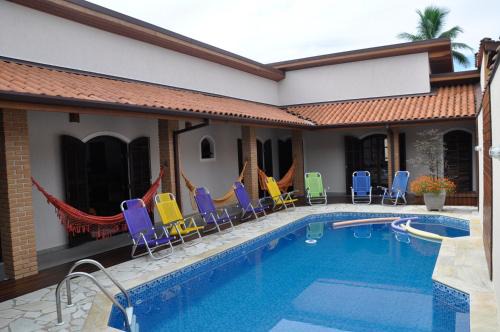 Horto Casa | Casa em condômino, com piscina, próxima à serra e ao mar