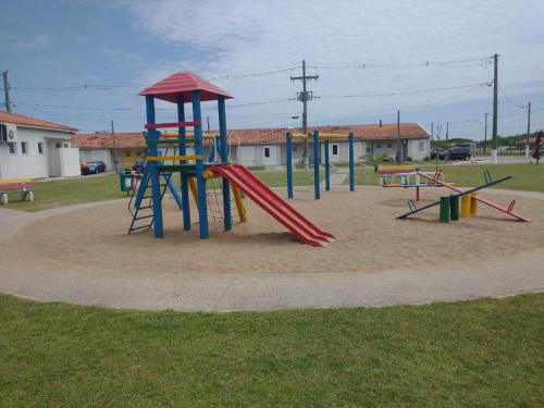 Areal Casa | Casa em Condomínio Fechado