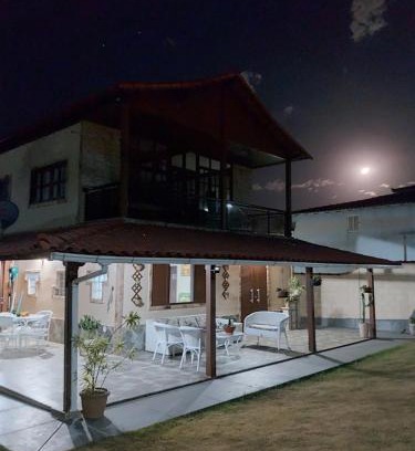 Jacone Casa | Casa em frente a praia de Jaconé