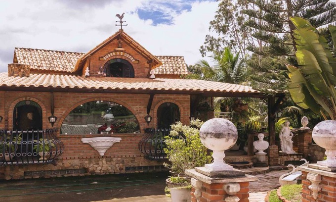 Maria Auxiliadora Casa | Casa em Gravata com Piscina e Vista Incrivel