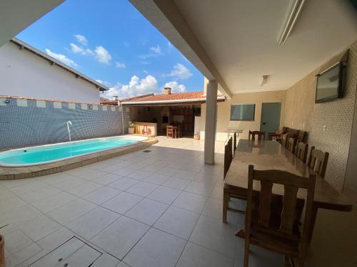 Guaratingueta Casa | Casa em Guaratinguetá-Casa da Rosa
